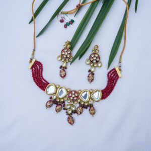 Red Onyx Beads Choker with Kundan Pendent