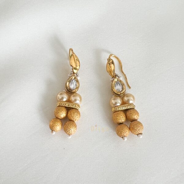Pearl and Gold Ball with Meenakari Kundan Short Haram - Image 3