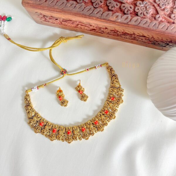 Premium Antique Coral Bead Neckset