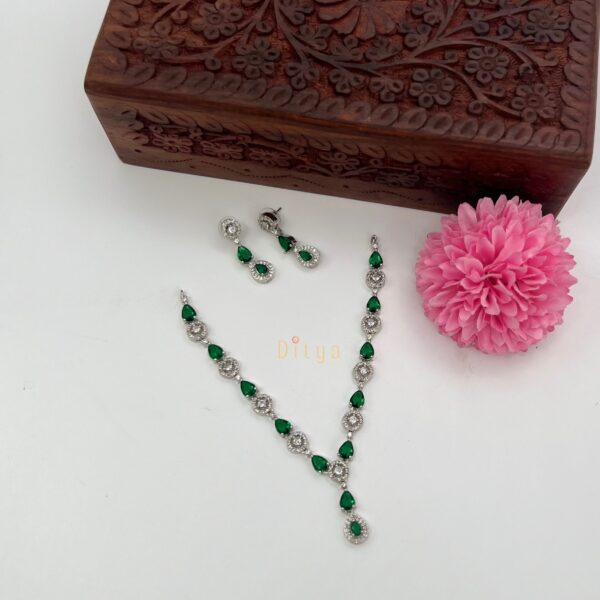 Emerald Green Teardrop AD and Crystal Stones Necklace